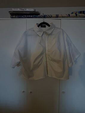 Cider Cream Collared Cropped Button-Up— Never worn!!